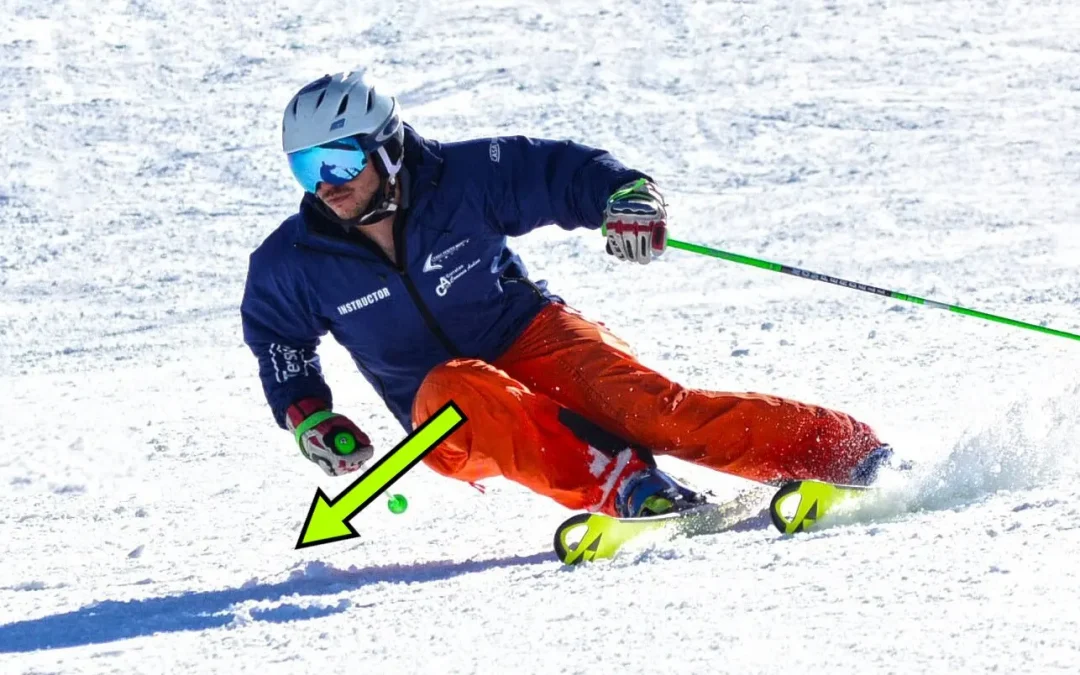 Inside leg internal inclination in skiing